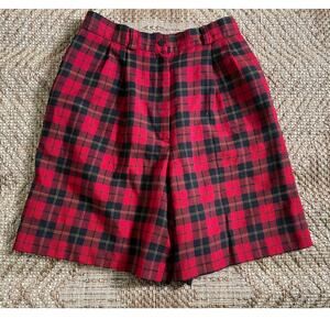 Vtg. Requirements Red Plaid Shorts Petite SZ 6